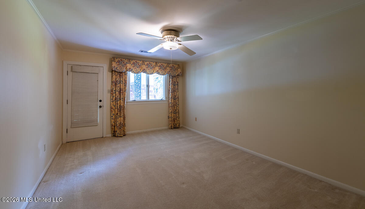 157 Par Rd 1b-94 - Lakeshore Drive