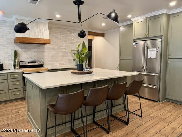 201 Magnolia Place