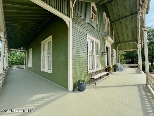 209 S Broadway Street
