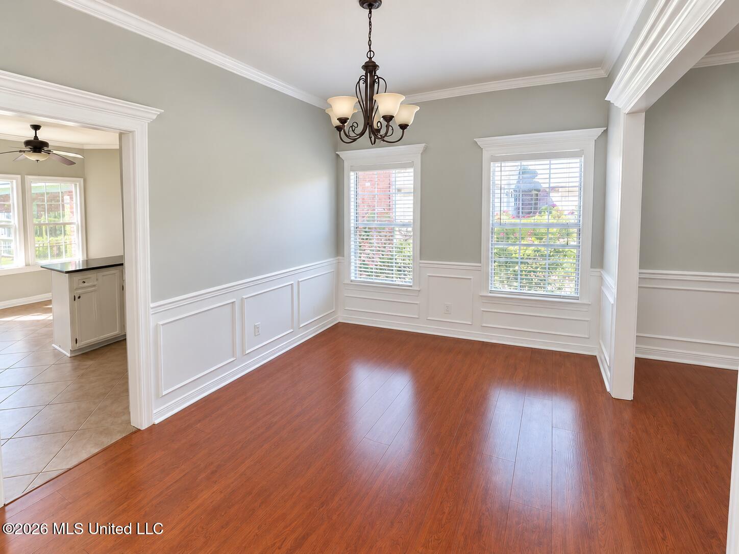806 Lindberg Avenue