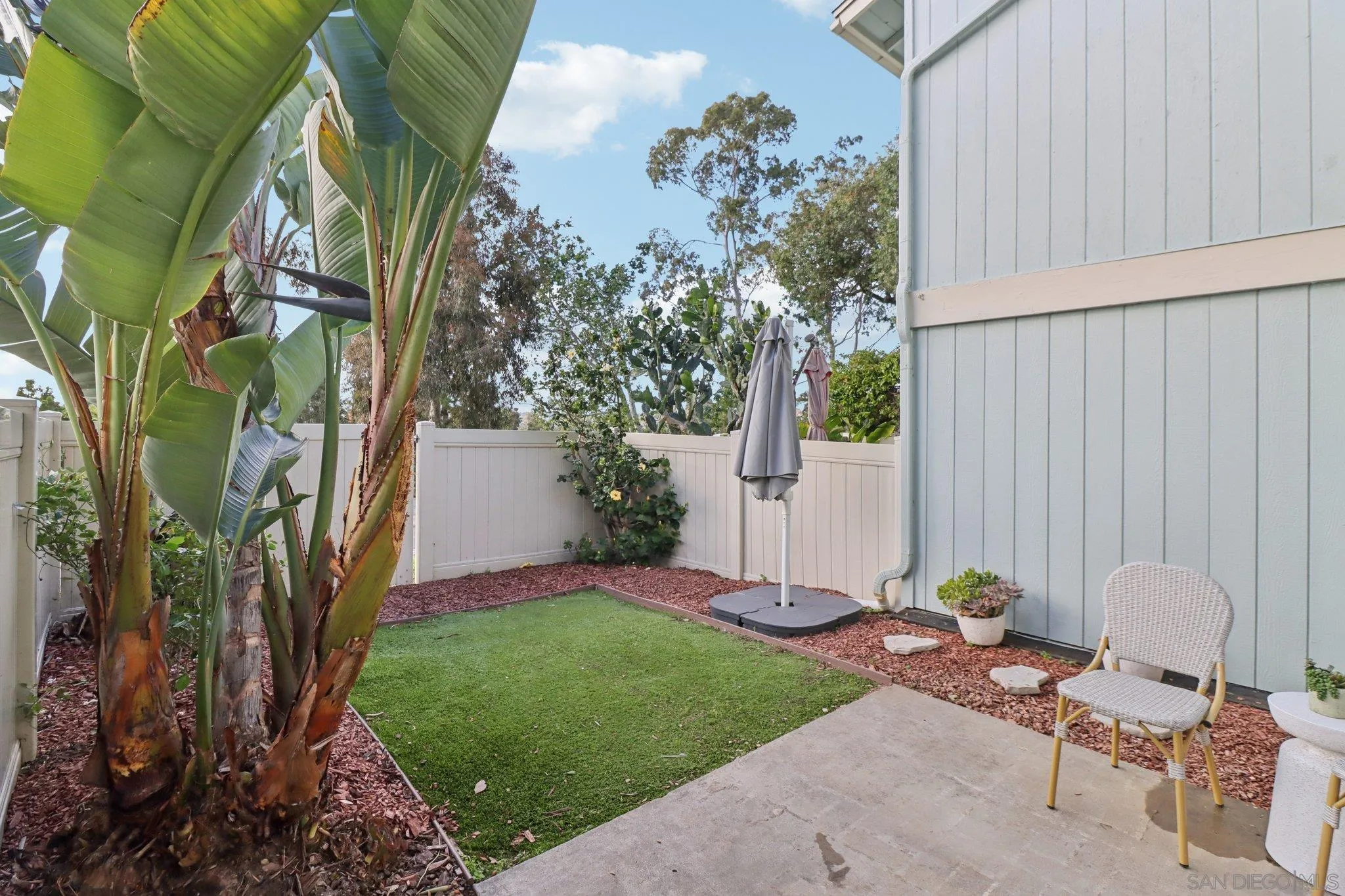 324 Countrywood Ln