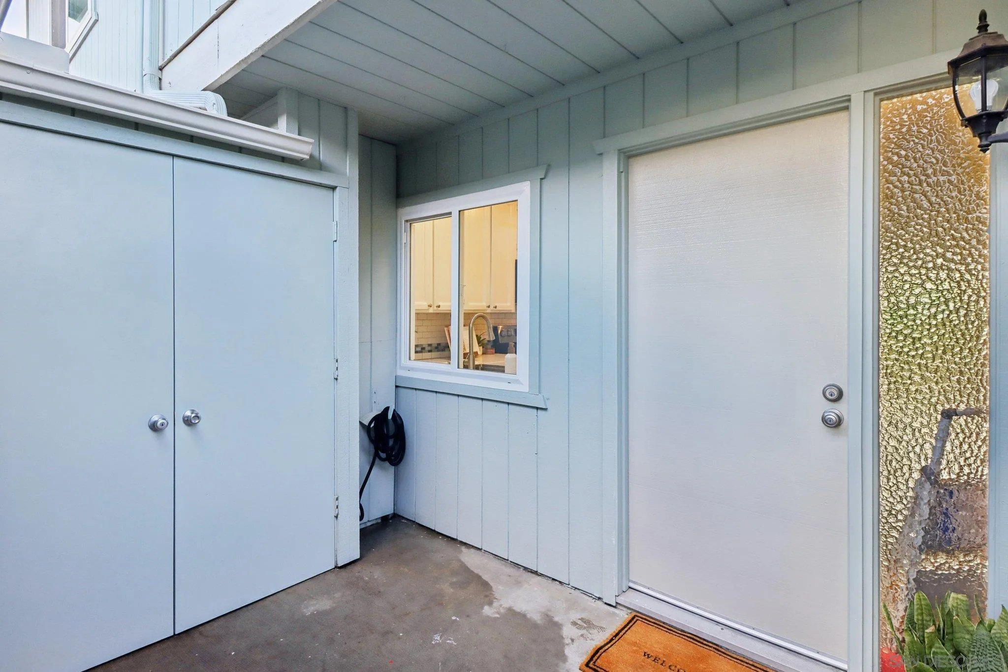 324 Countrywood Ln