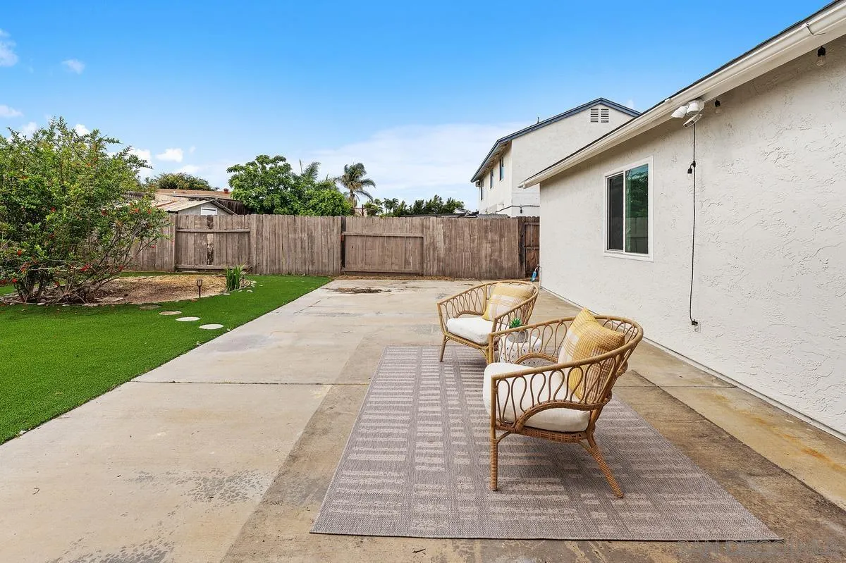 1270 Nacion Ave