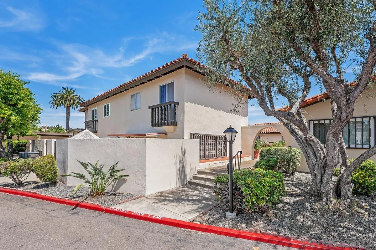 12204 Rancho Bernardo Rd Unit B