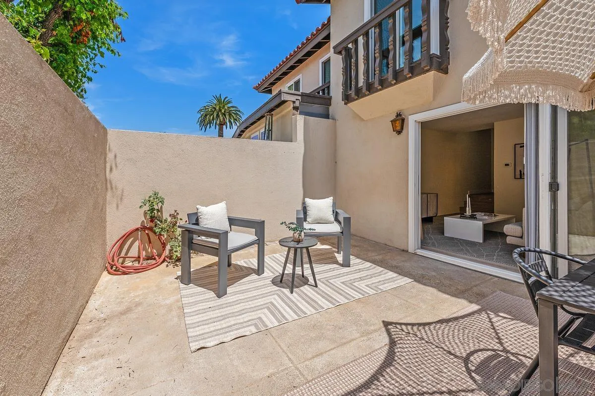 12204 Rancho Bernardo Rd Unit B