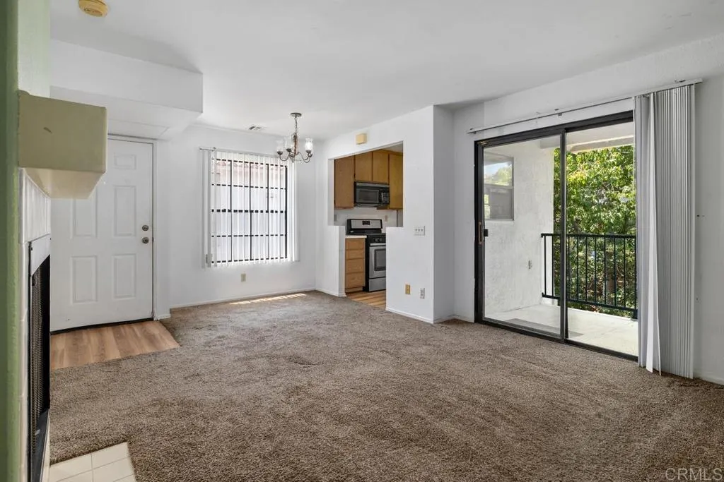 10337 Azuaga Street Unit 218