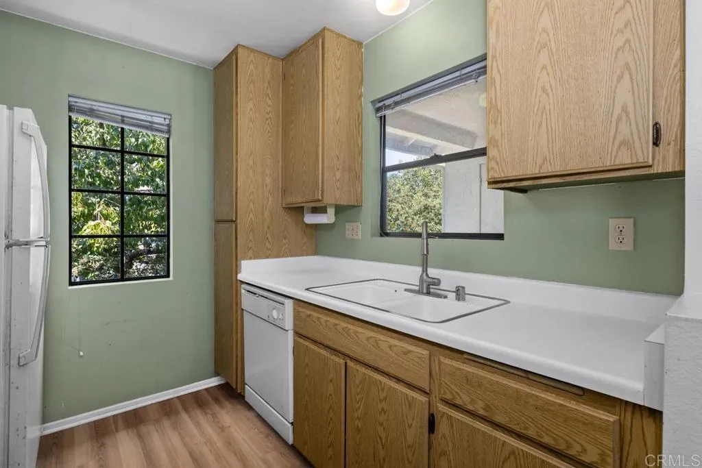 10337 Azuaga Street Unit 218