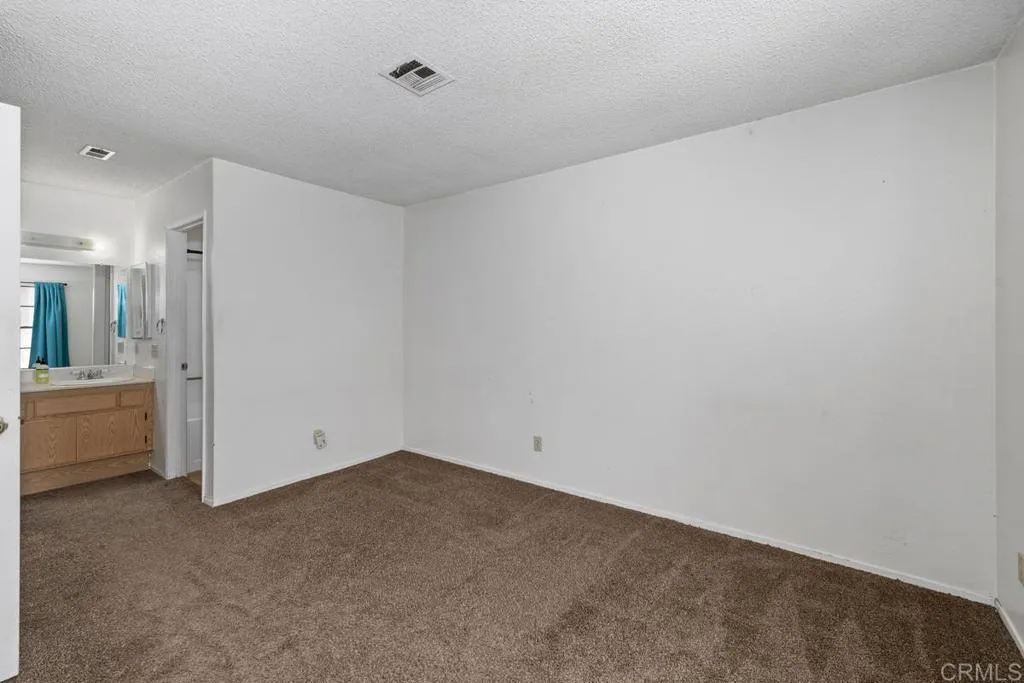10337 Azuaga Street Unit 218