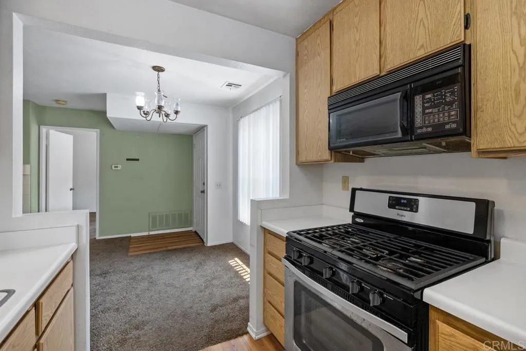 10337 Azuaga Street Unit 218