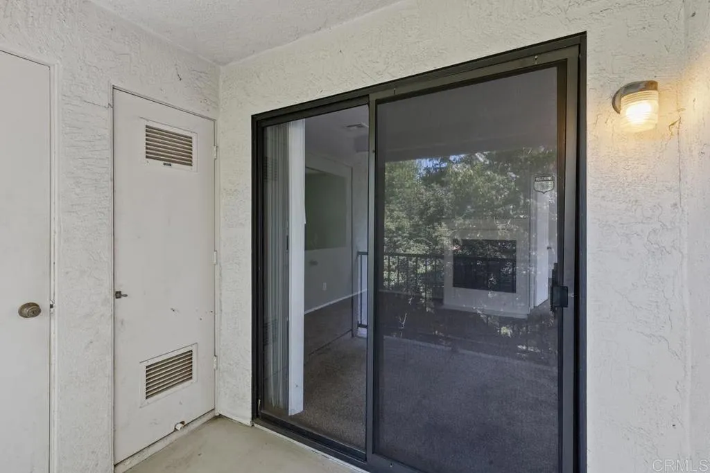 10337 Azuaga Street Unit 218
