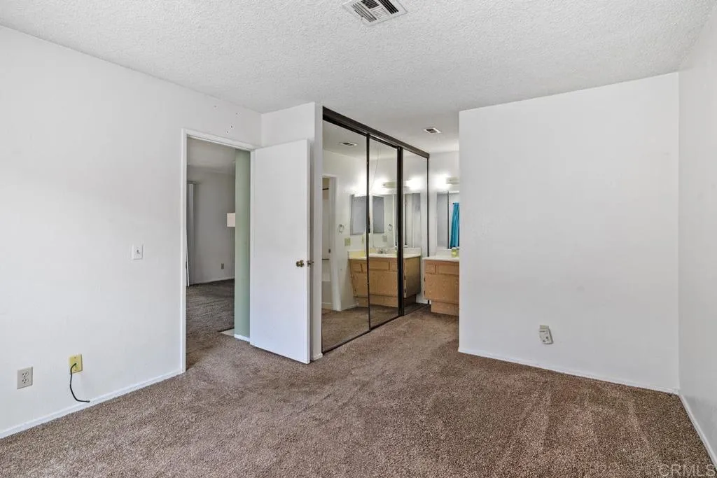 10337 Azuaga Street Unit 218