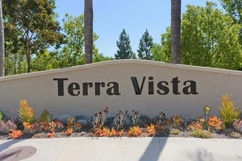 10337 Azuaga Street Unit 218