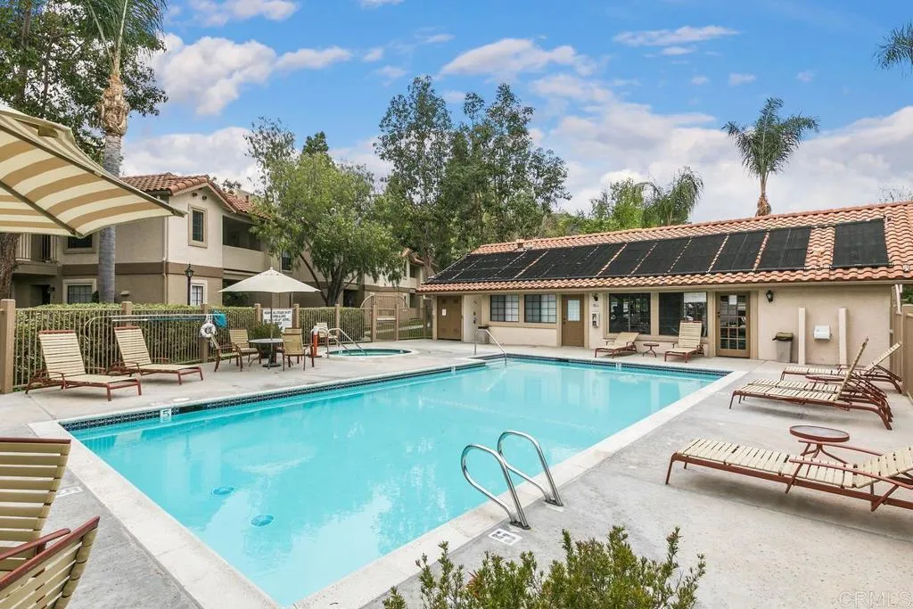 10337 Azuaga Street Unit 218