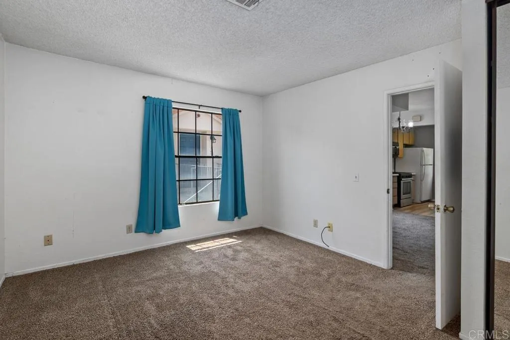 10337 Azuaga Street Unit 218
