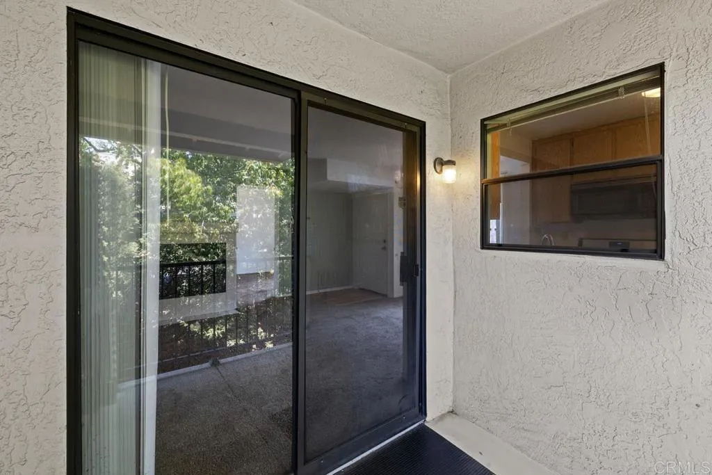 10337 Azuaga Street Unit 218