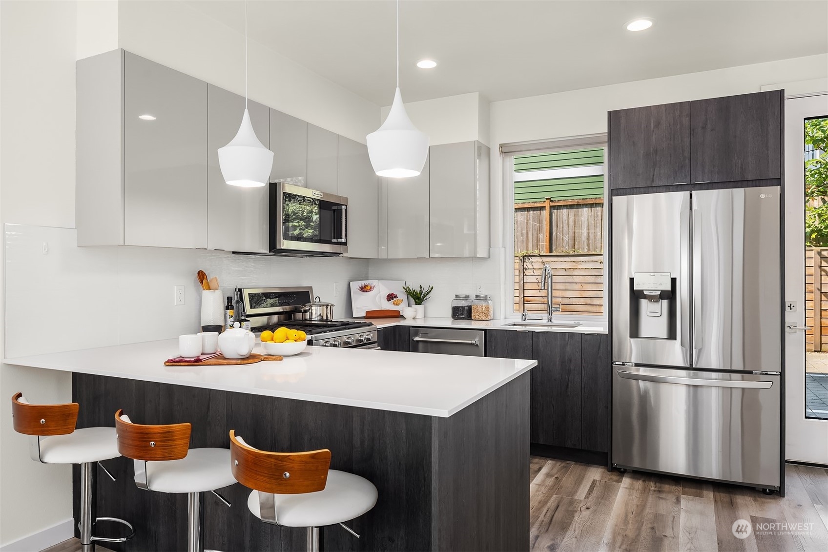 9201 Linden Avenue N Unit: E