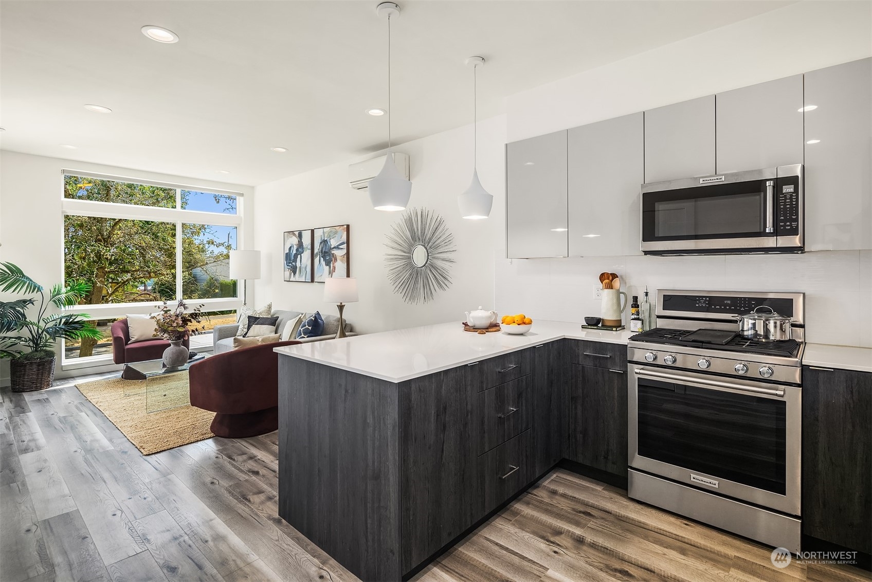 9201 Linden Avenue N Unit: E