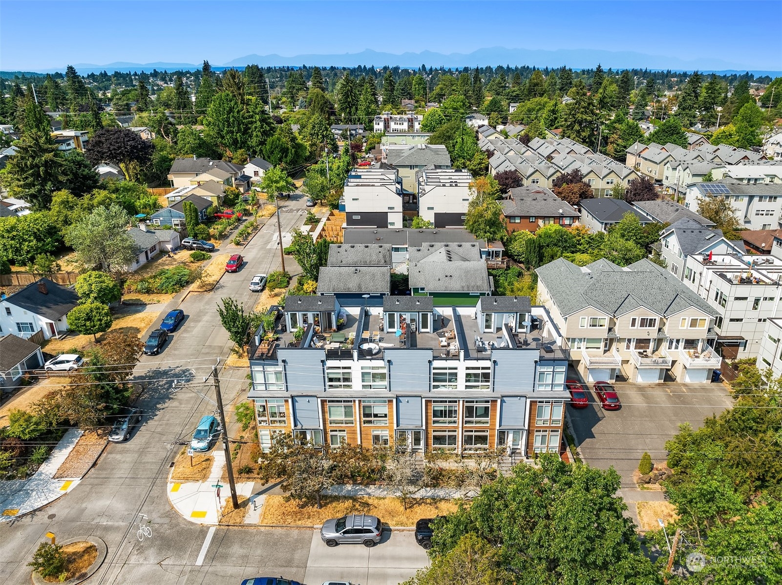 9201 Linden Avenue N Unit: E
