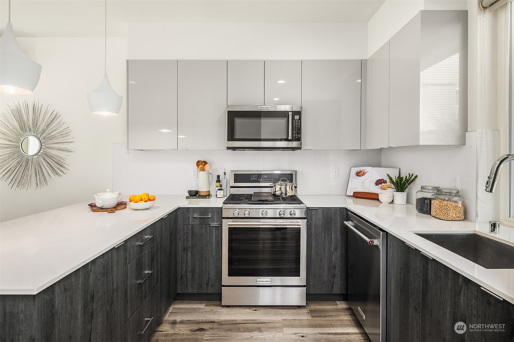 9201 Linden Avenue N Unit: E