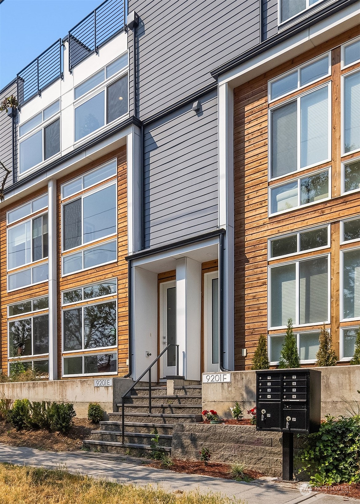 9201 Linden Avenue N Unit: E