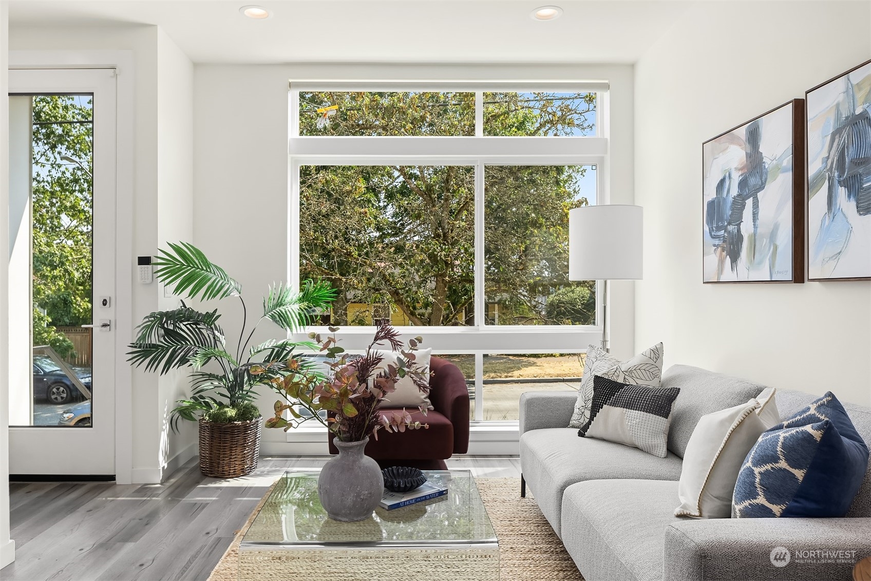 9201 Linden Avenue N Unit: E