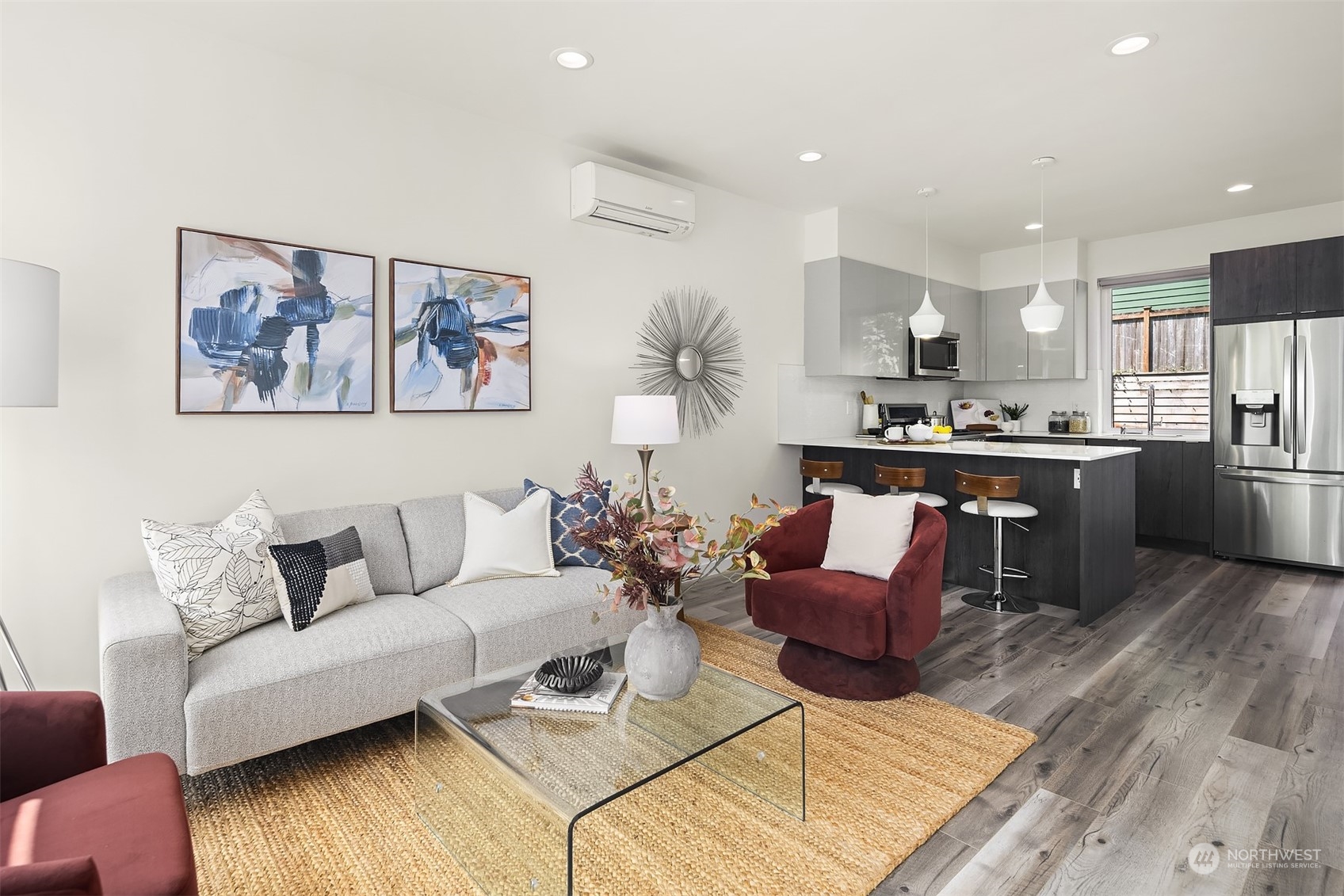 9201 Linden Avenue N Unit: E
