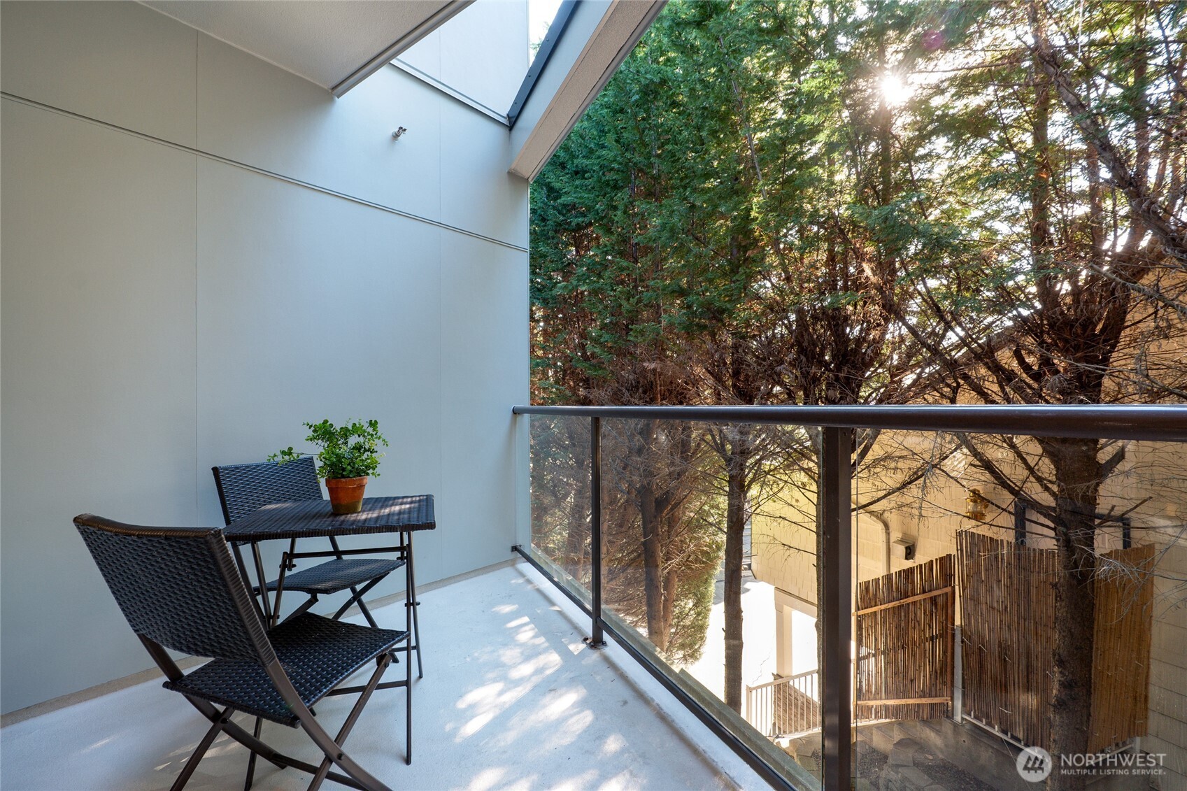 9039 NE Juanita Drive Unit: 306