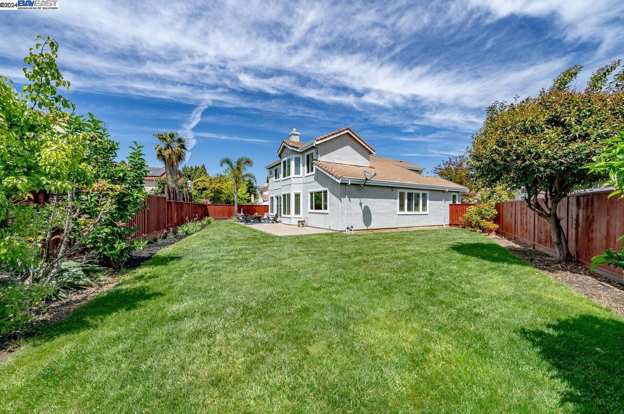 2436 Andrew Ct