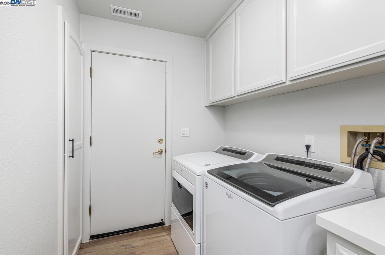 2436 Andrew Ct