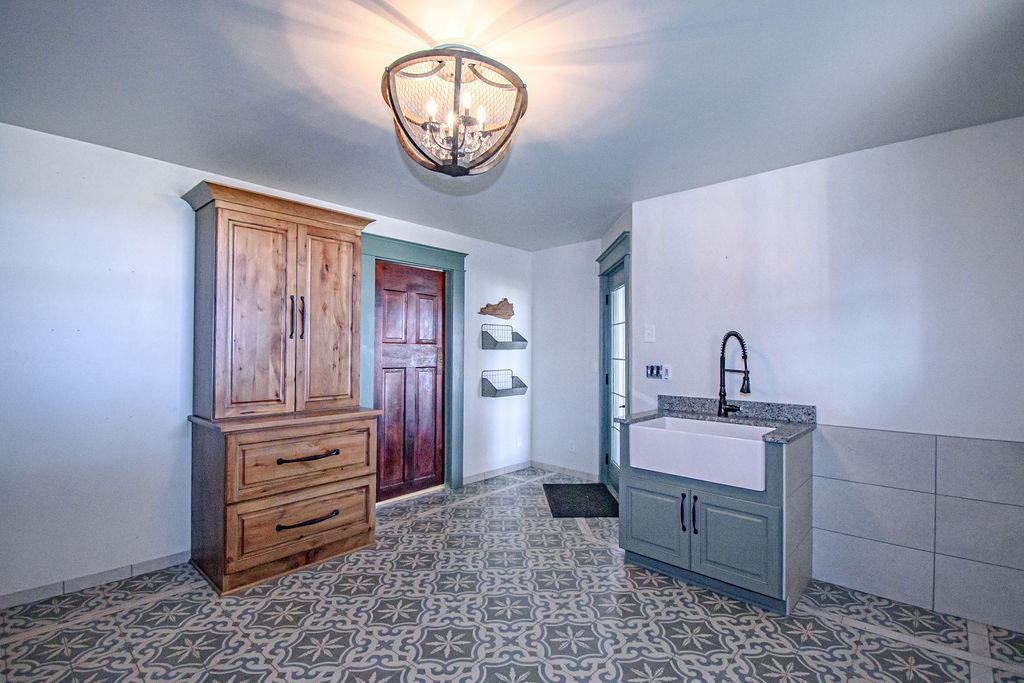 2625 Wrights Landing Road