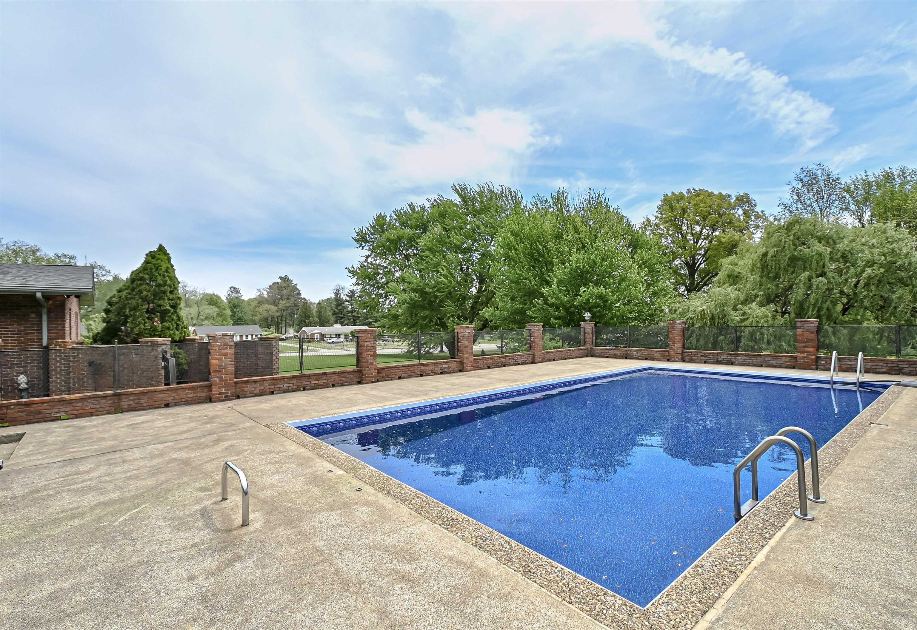 4530 New Hartford Rd