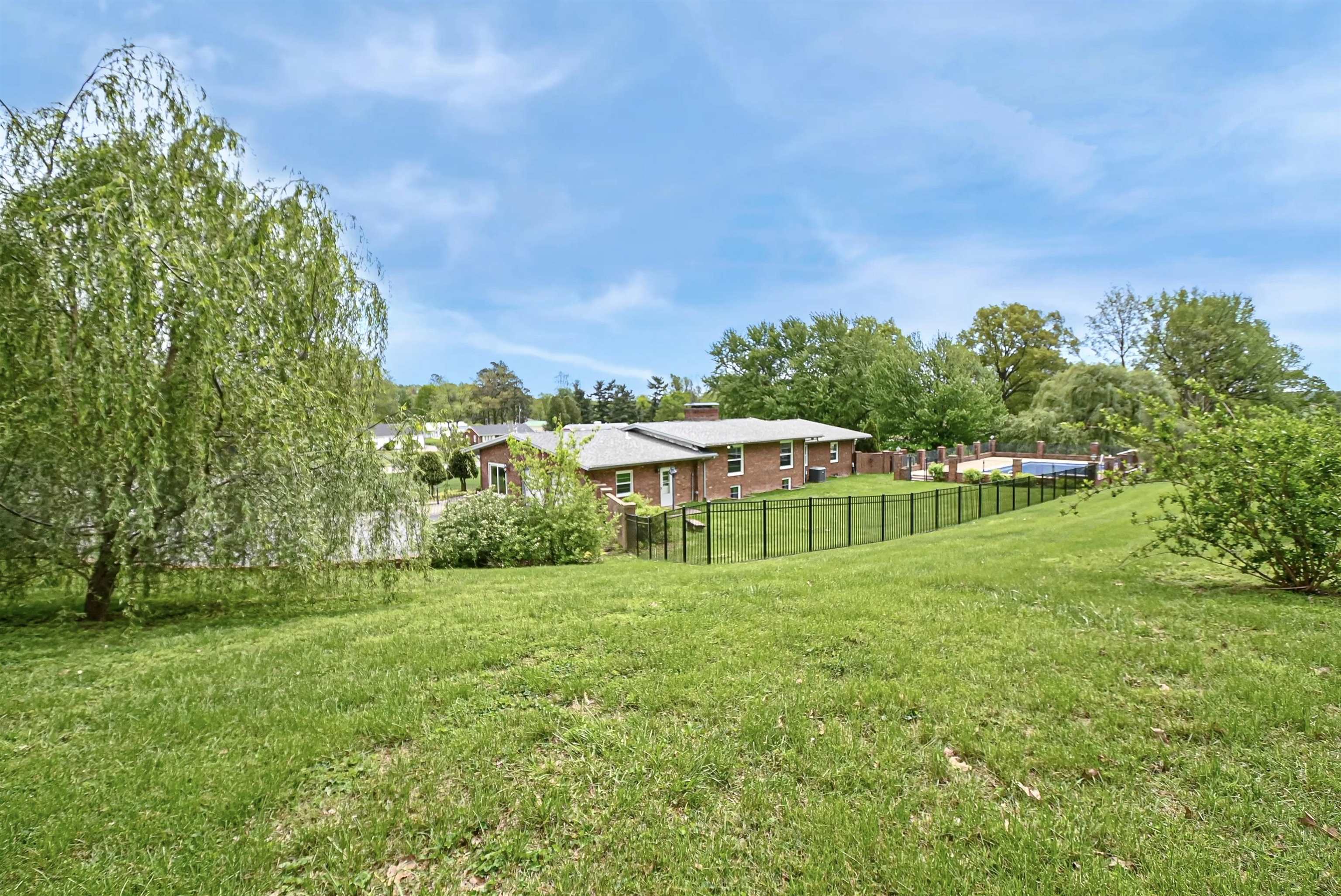 4530 New Hartford Rd