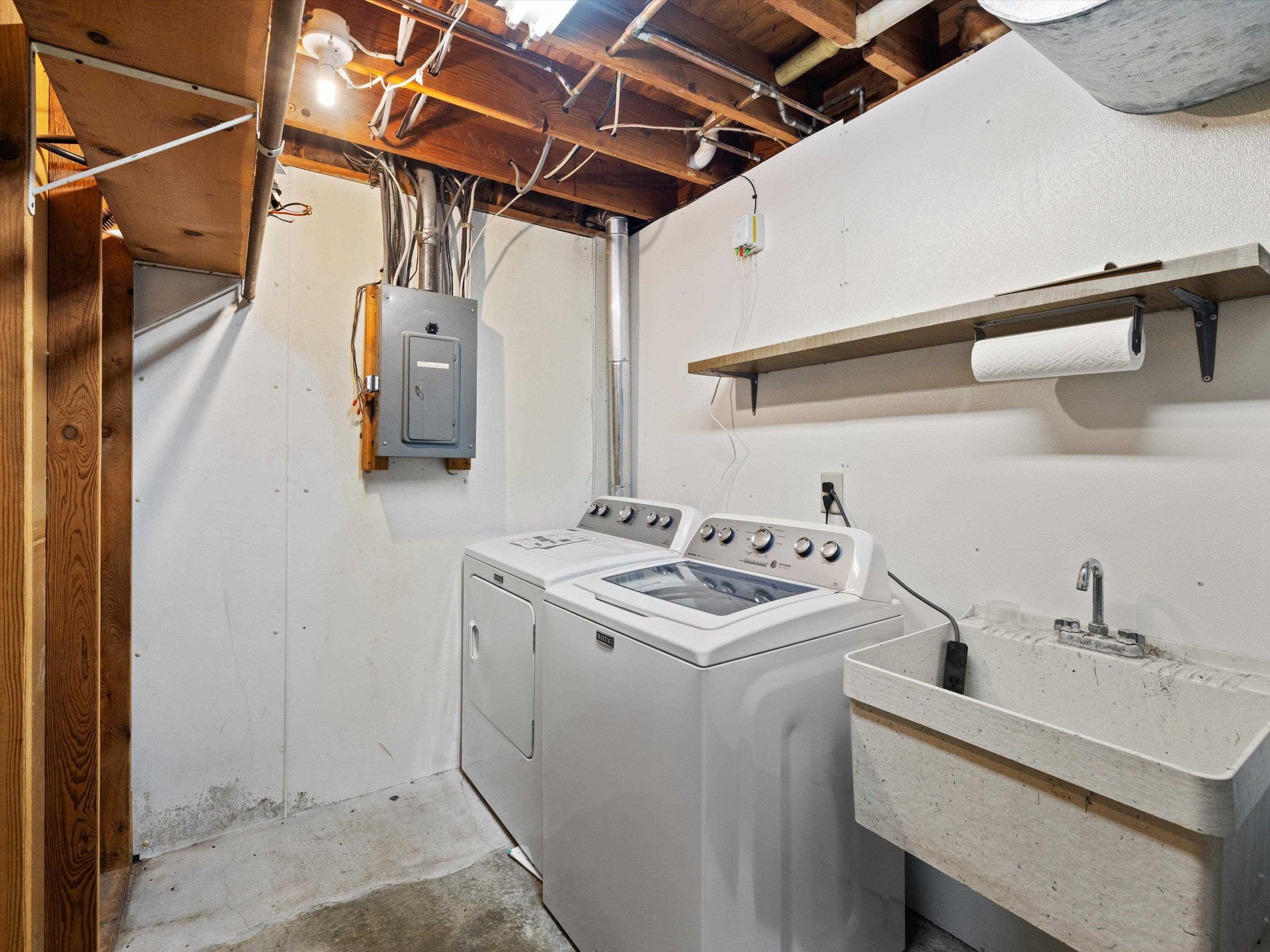 2332 Crescent Hill Court