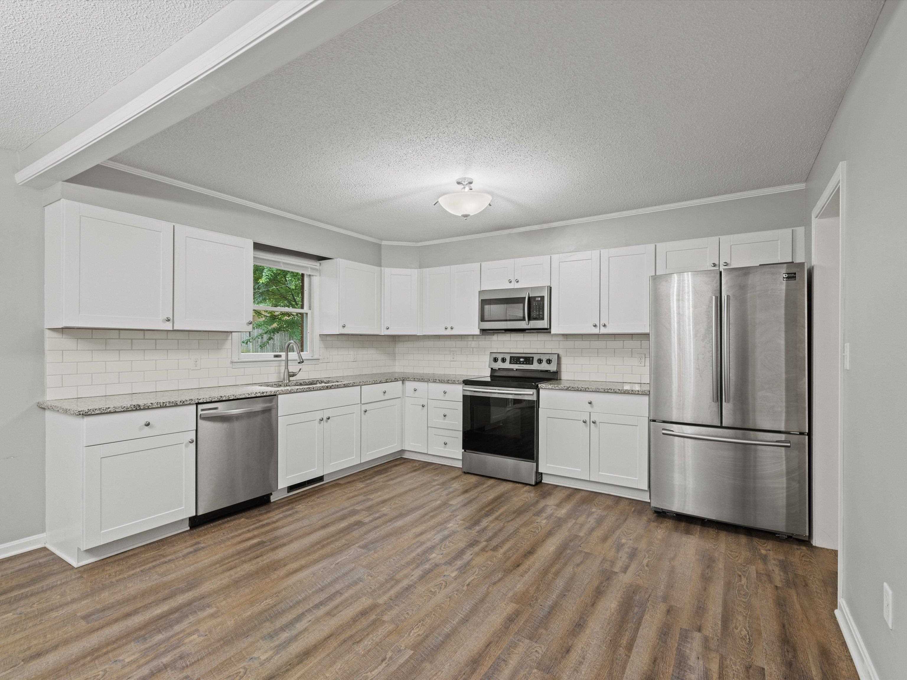 2332 Crescent Hill Court