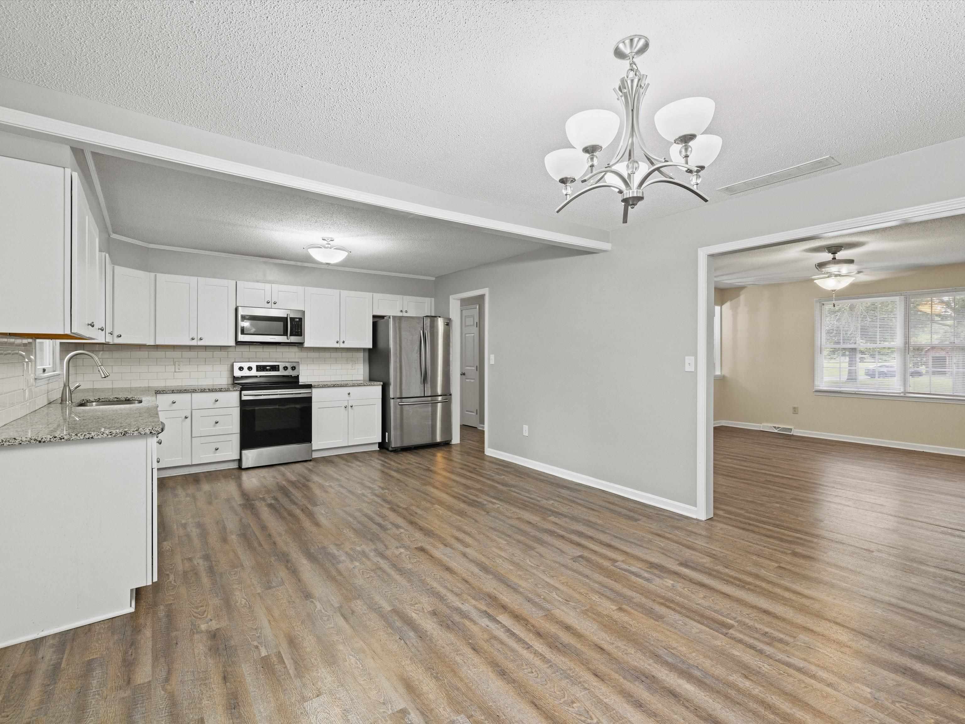 2332 Crescent Hill Court