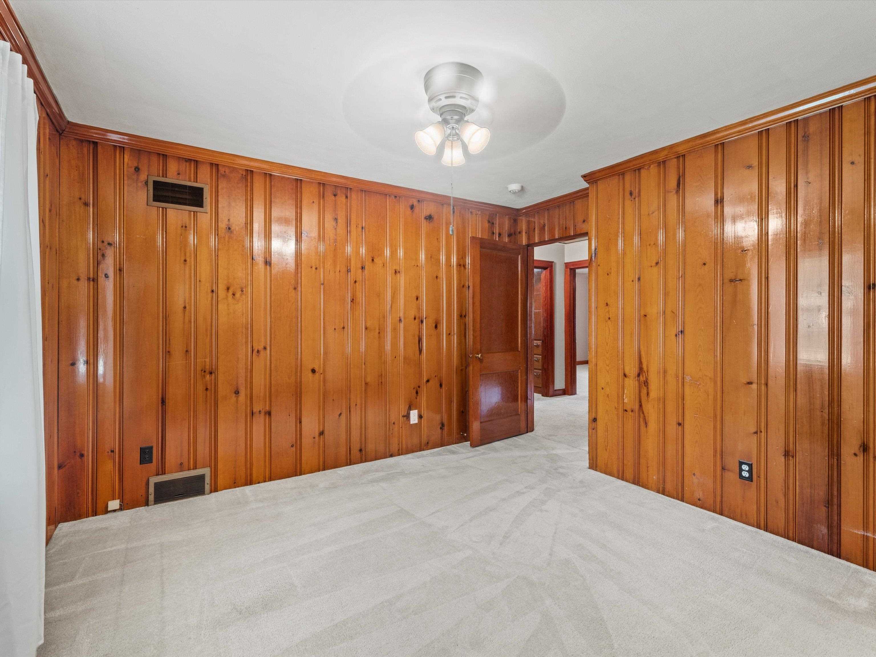 1612 Hill Ave