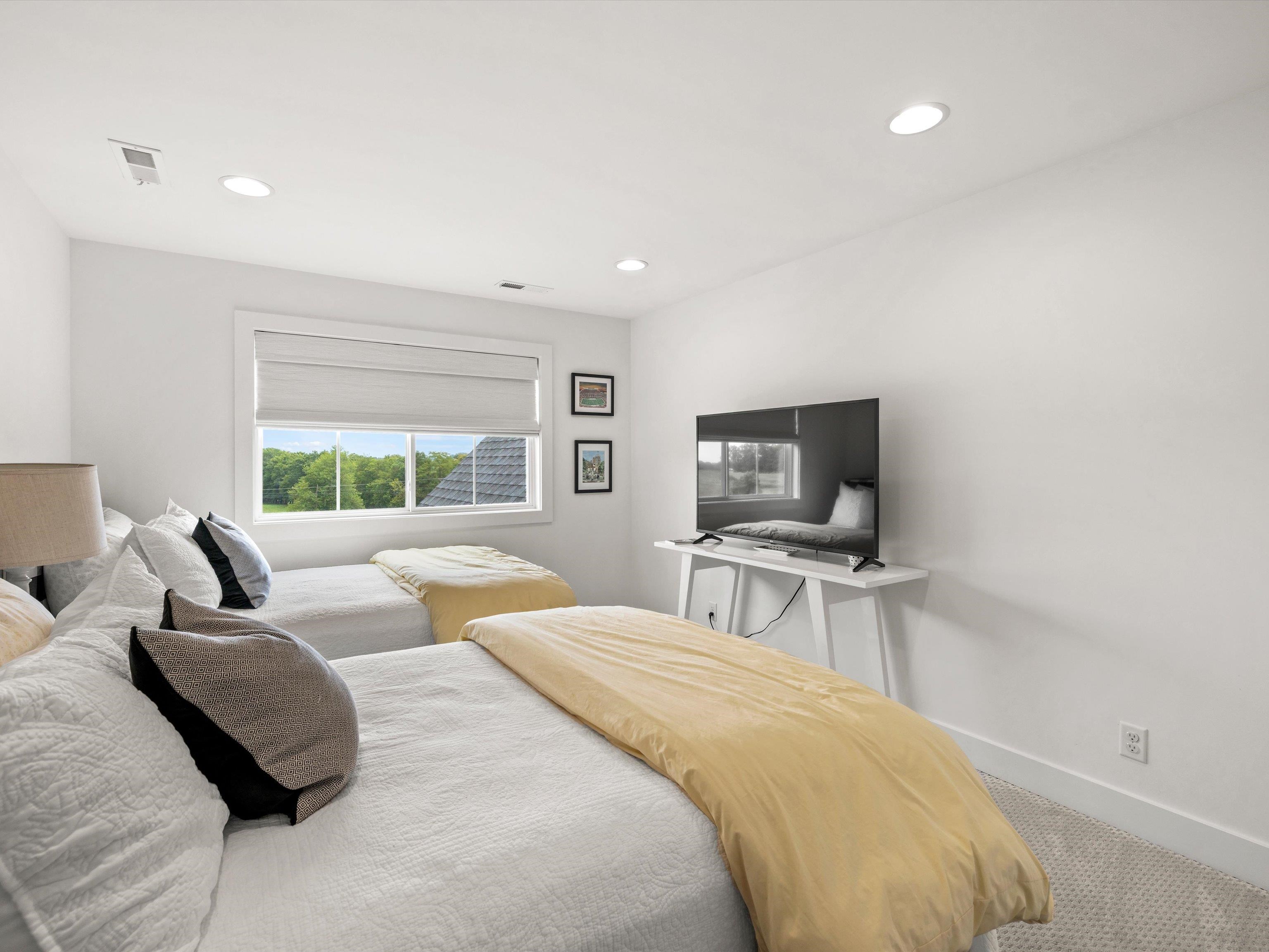 1763 Sterling Valley Dr