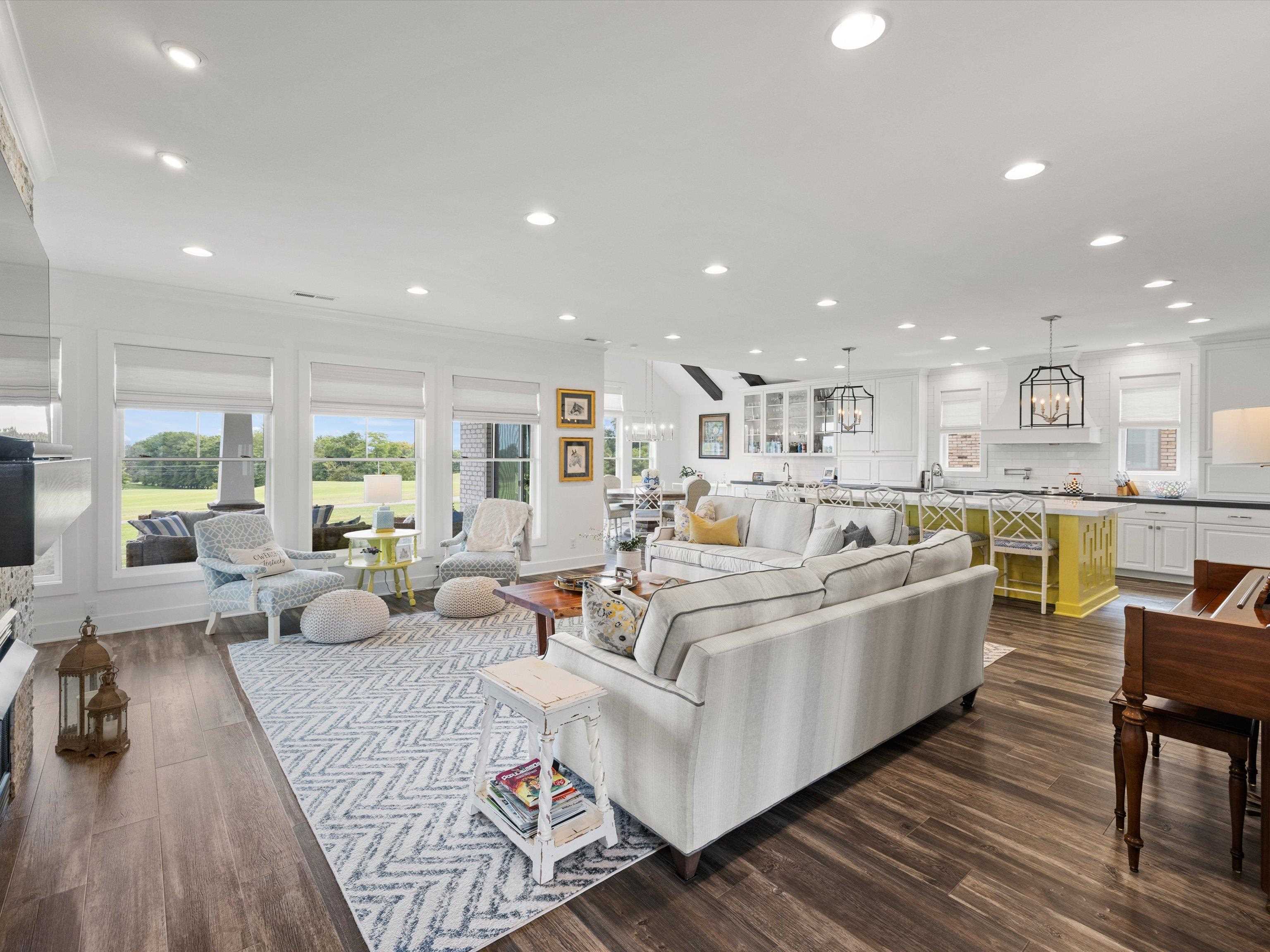 1763 Sterling Valley Dr