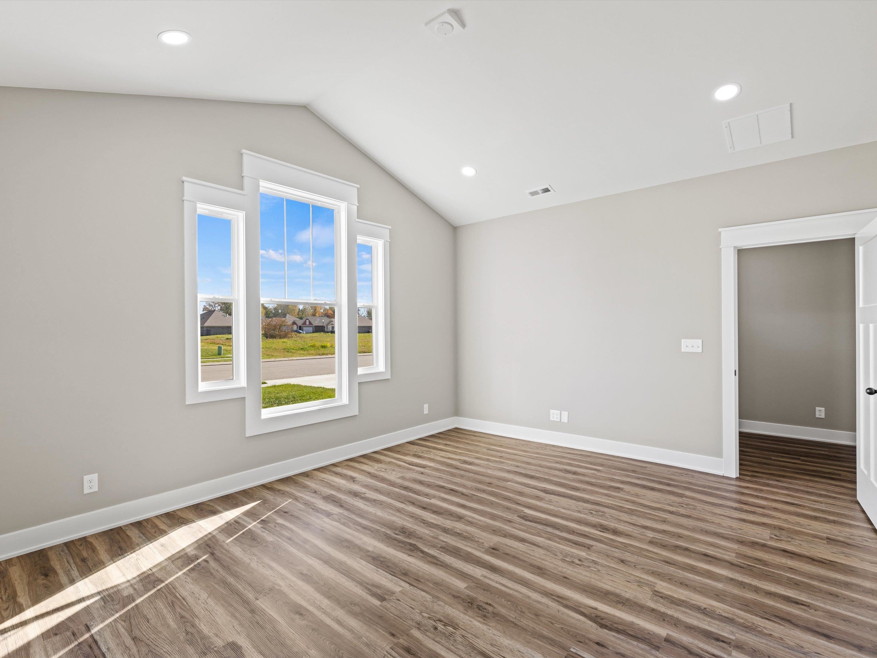 5572 Park Haven Bend