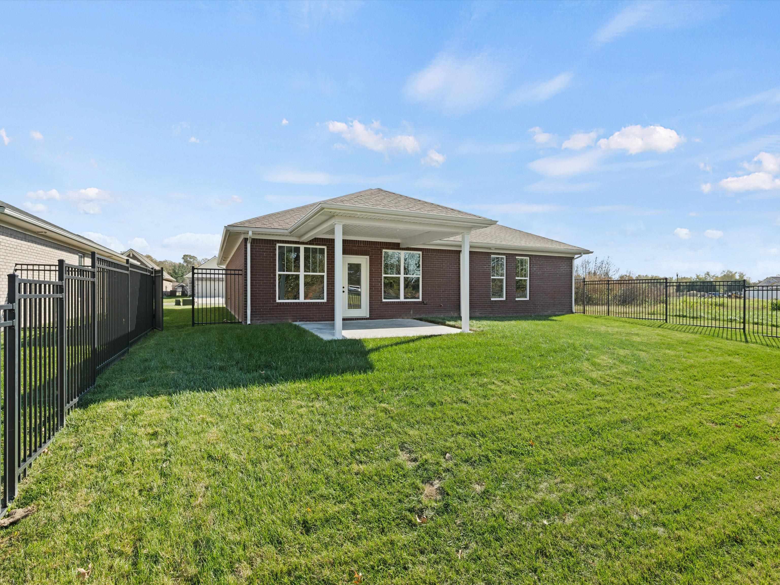 5572 Park Haven Bend