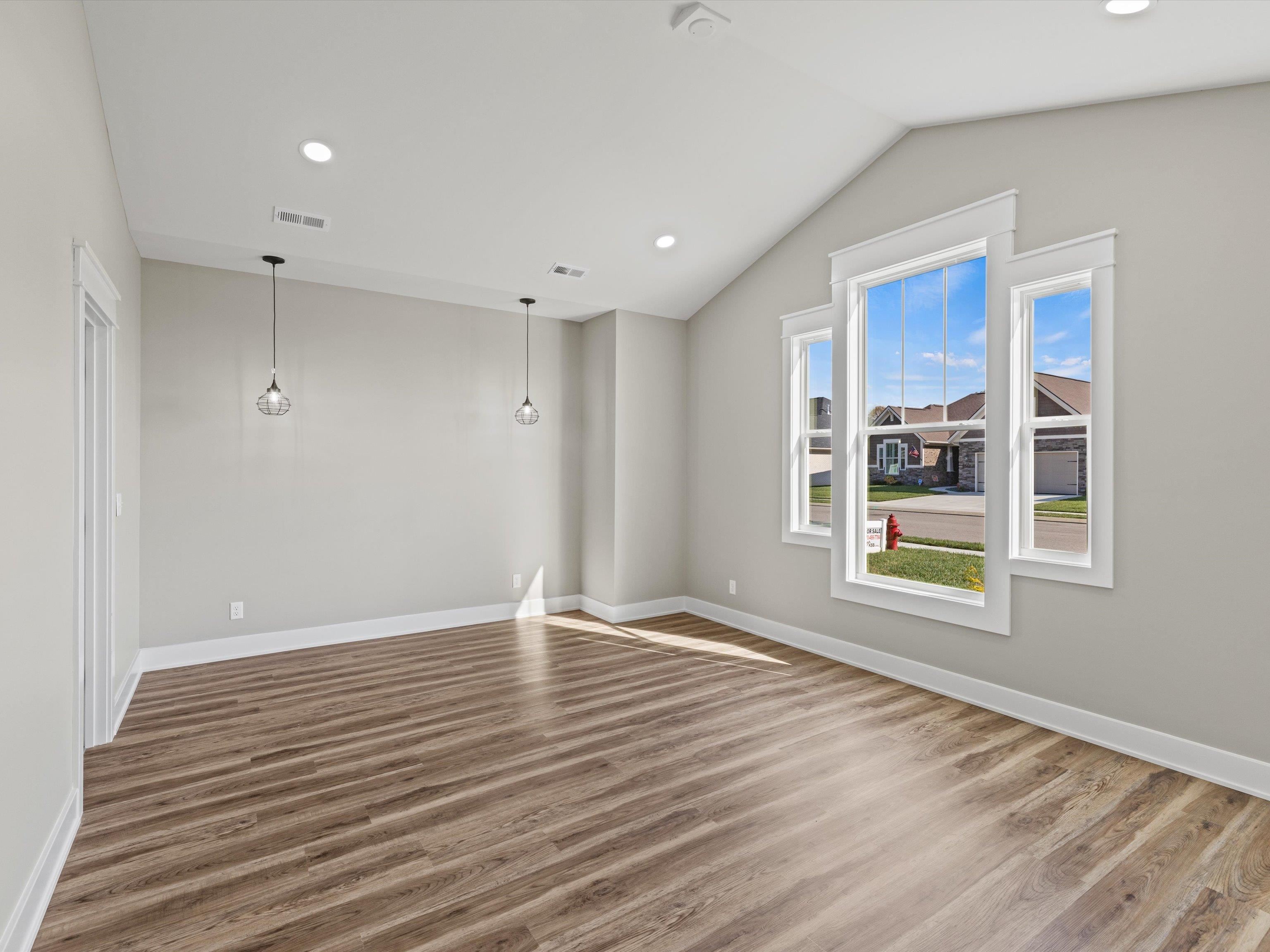 5572 Park Haven Bend