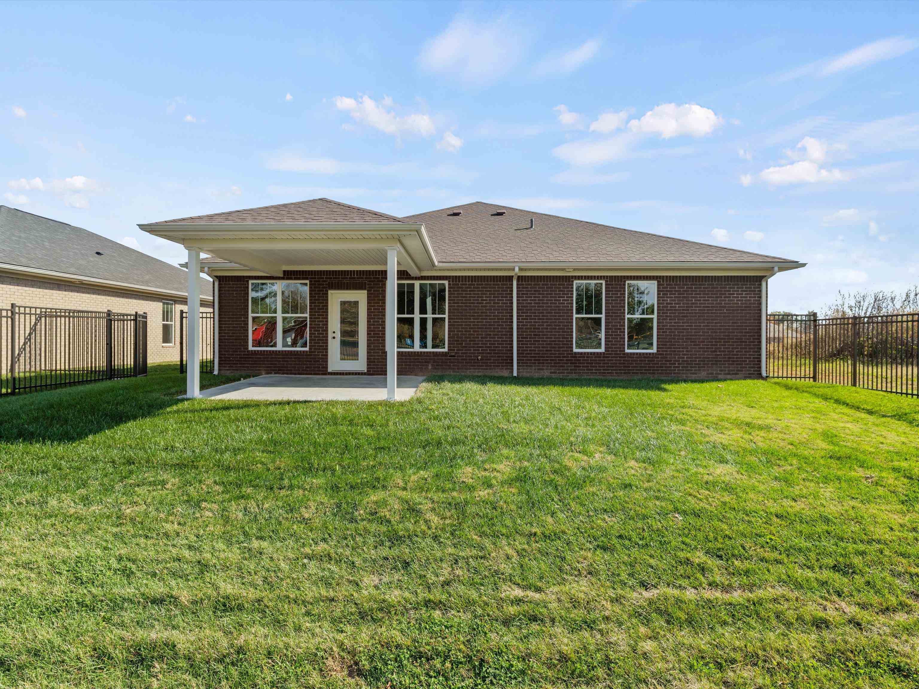 5572 Park Haven Bend