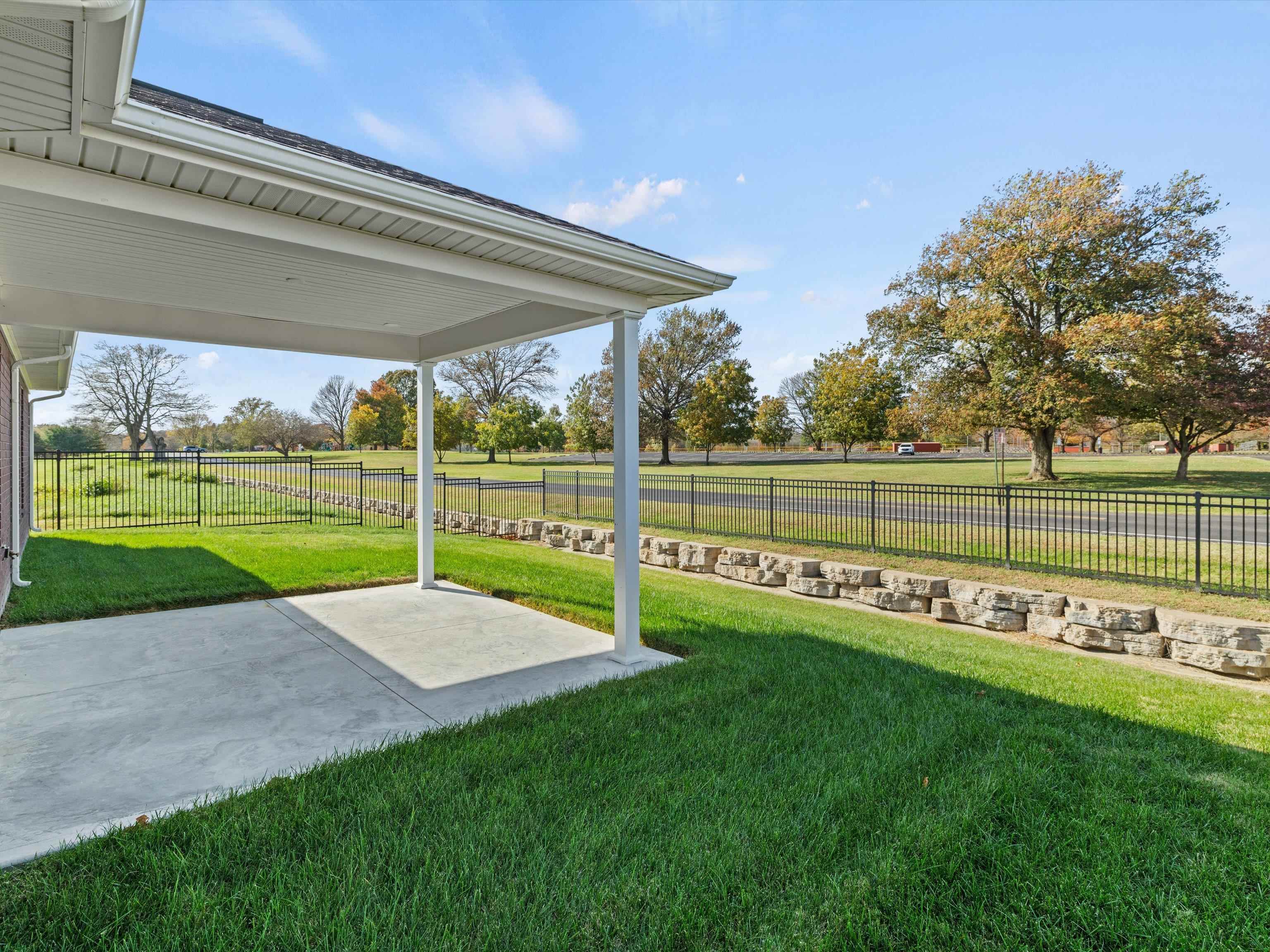 5572 Park Haven Bend