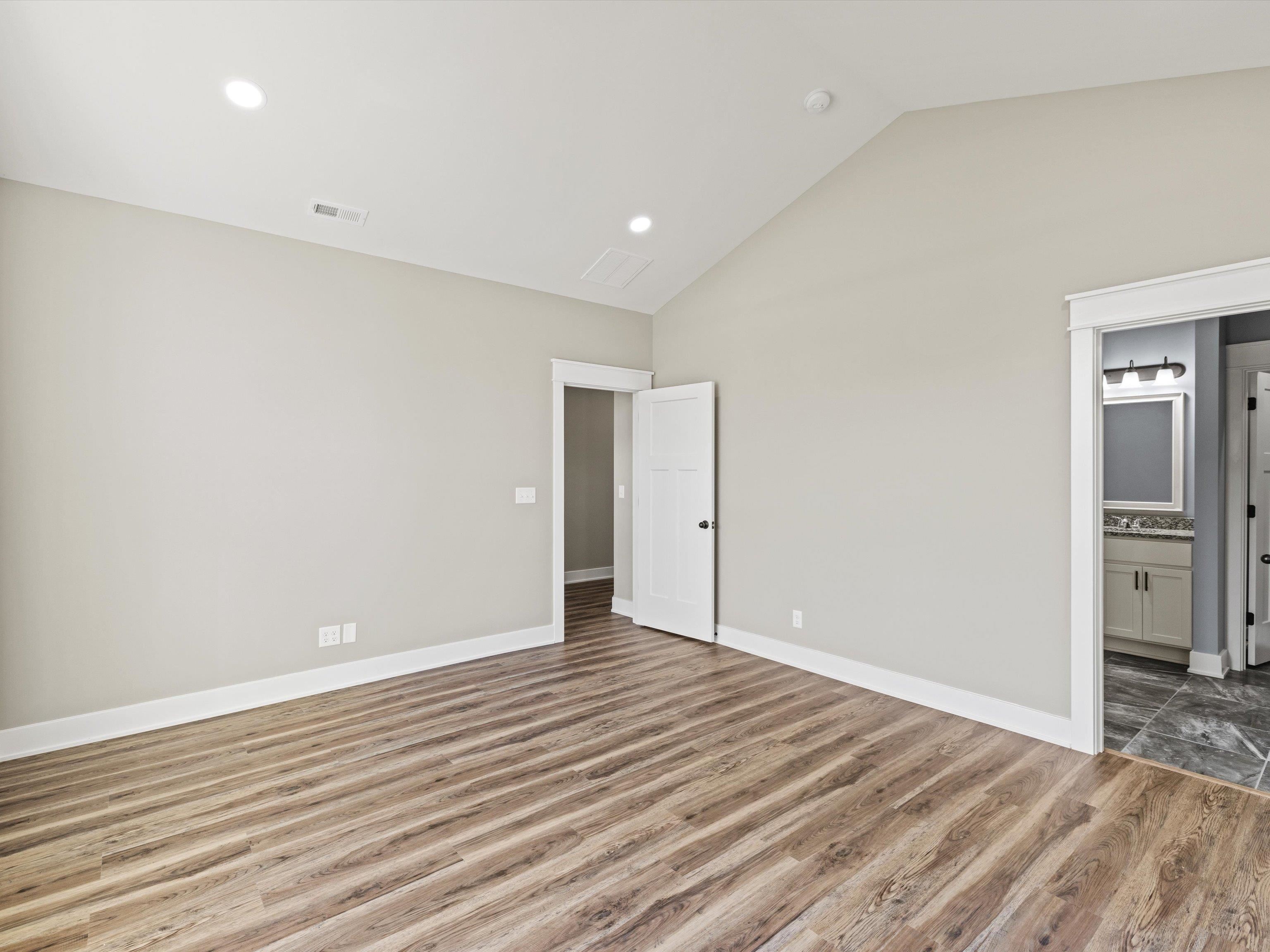 5572 Park Haven Bend