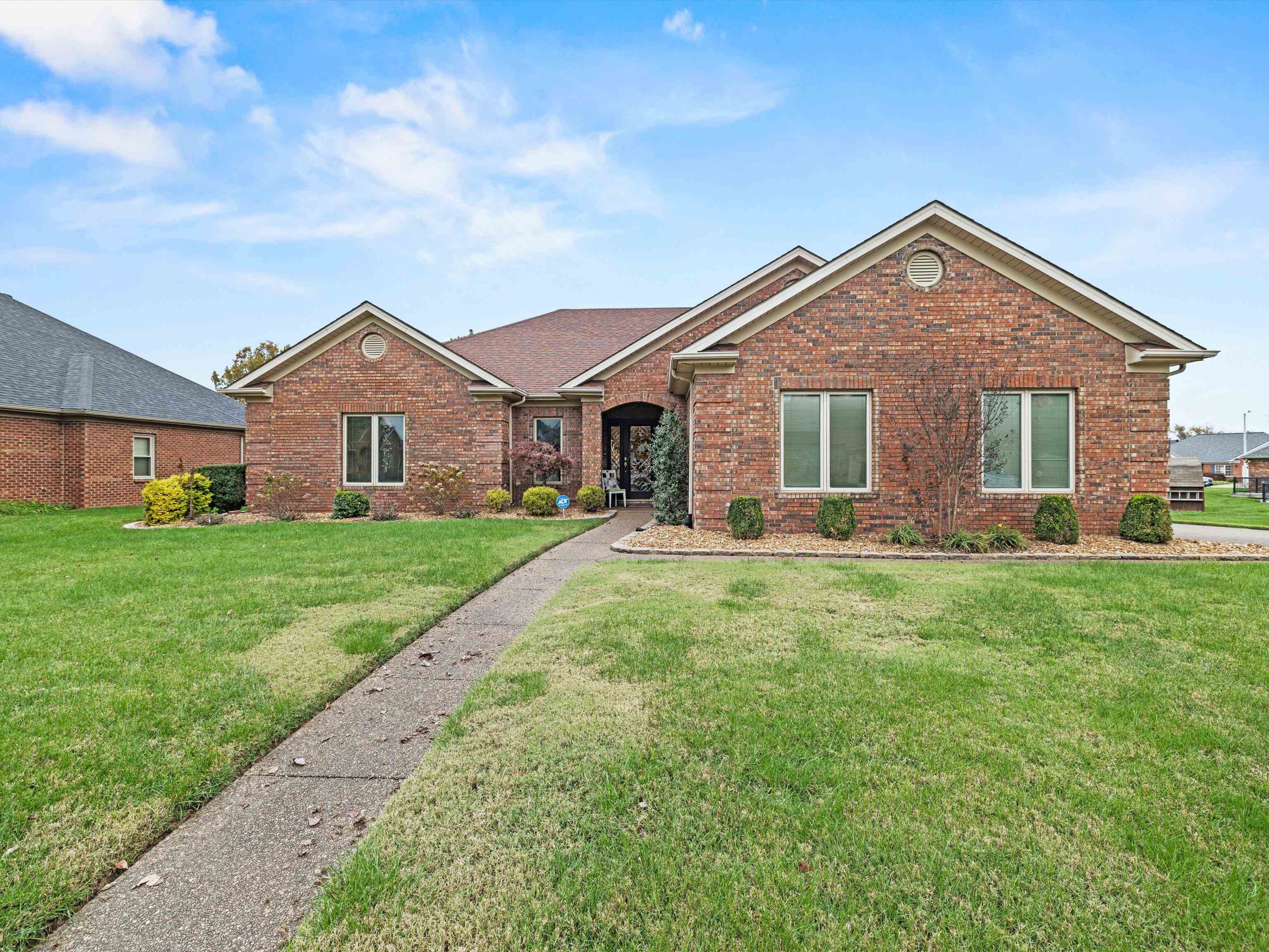 4206 Saddlebrooke Trail