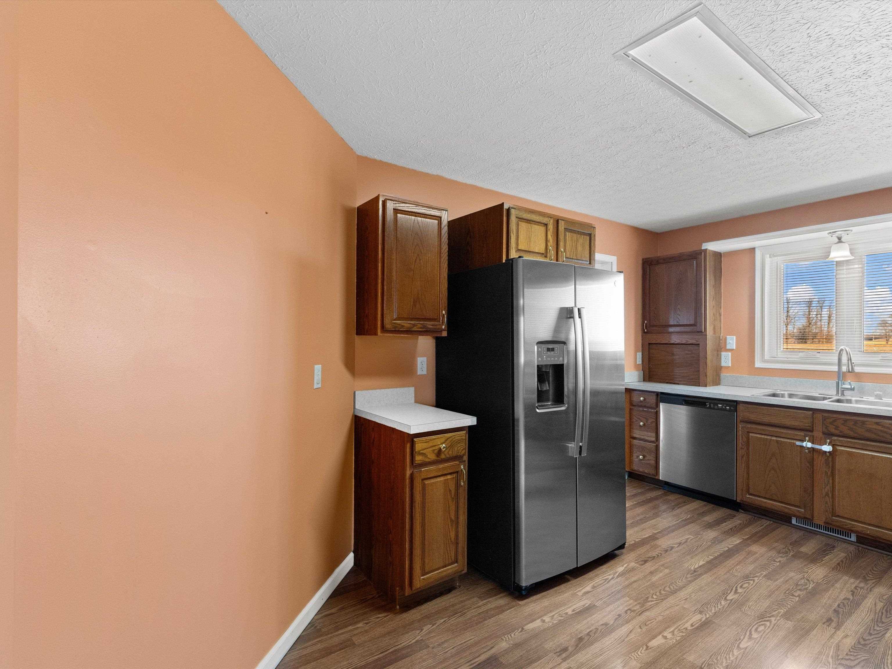 5015 Boswell Rd