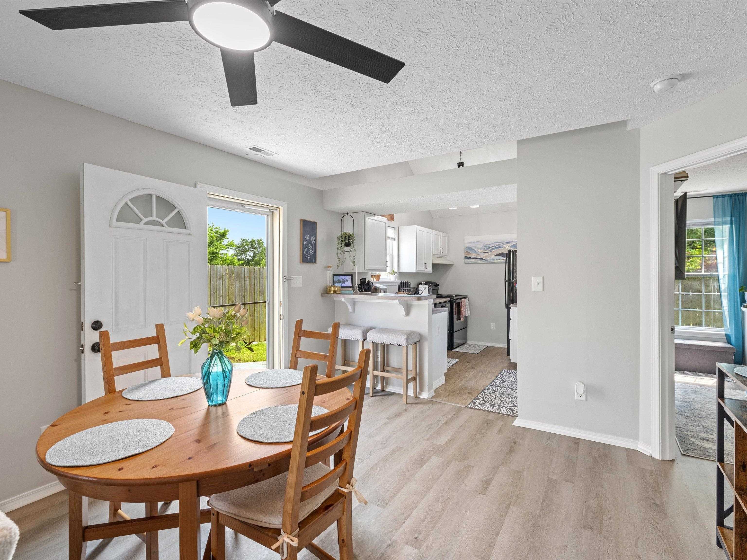 2637 Wisteria Gardens