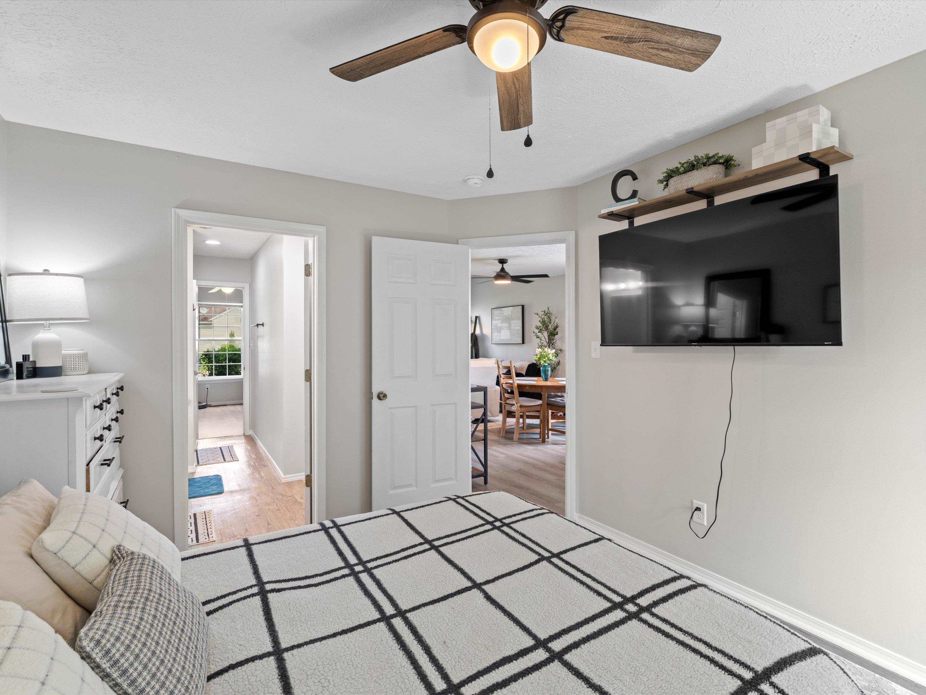 2637 Wisteria Gardens