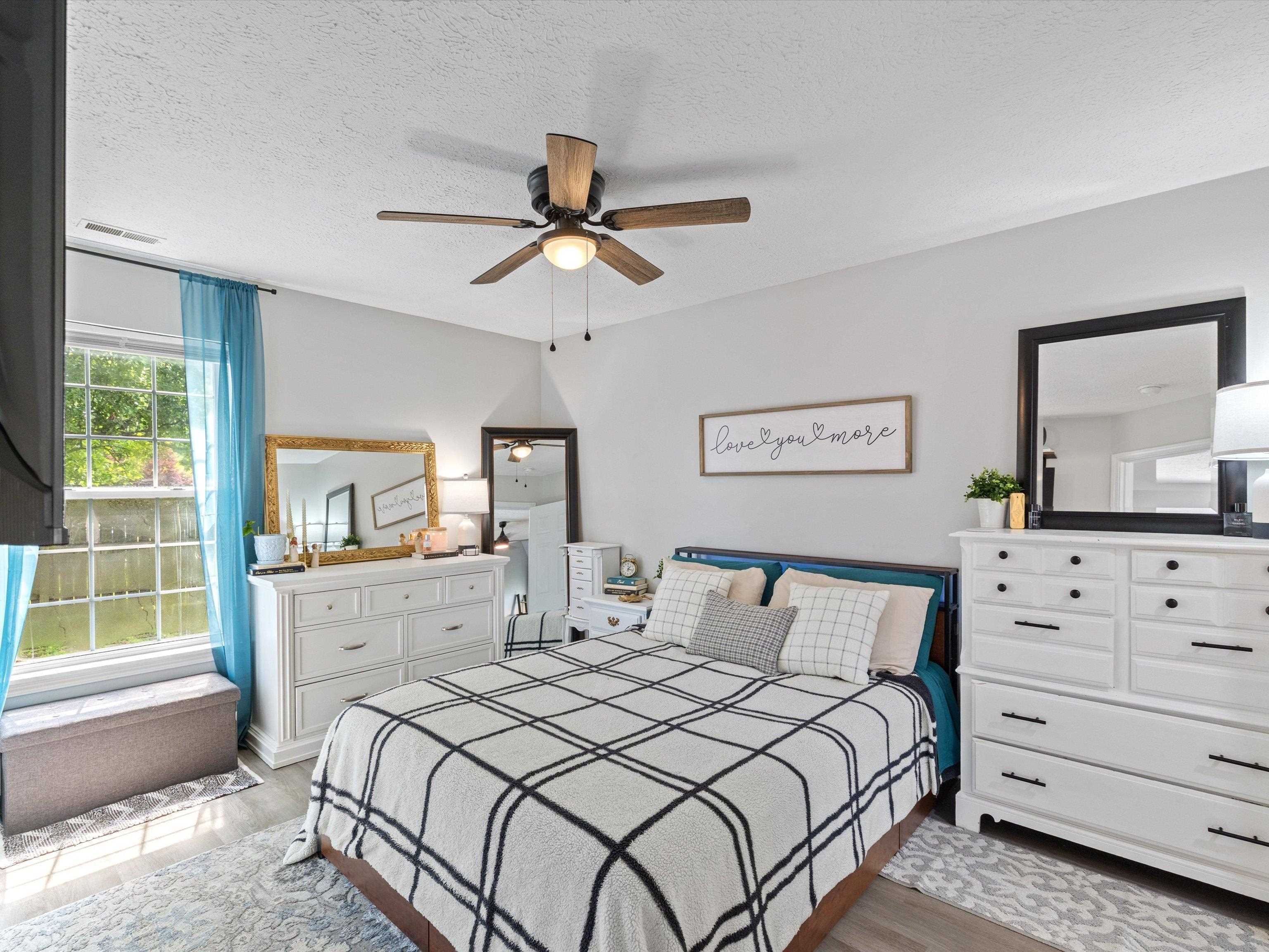 2637 Wisteria Gardens