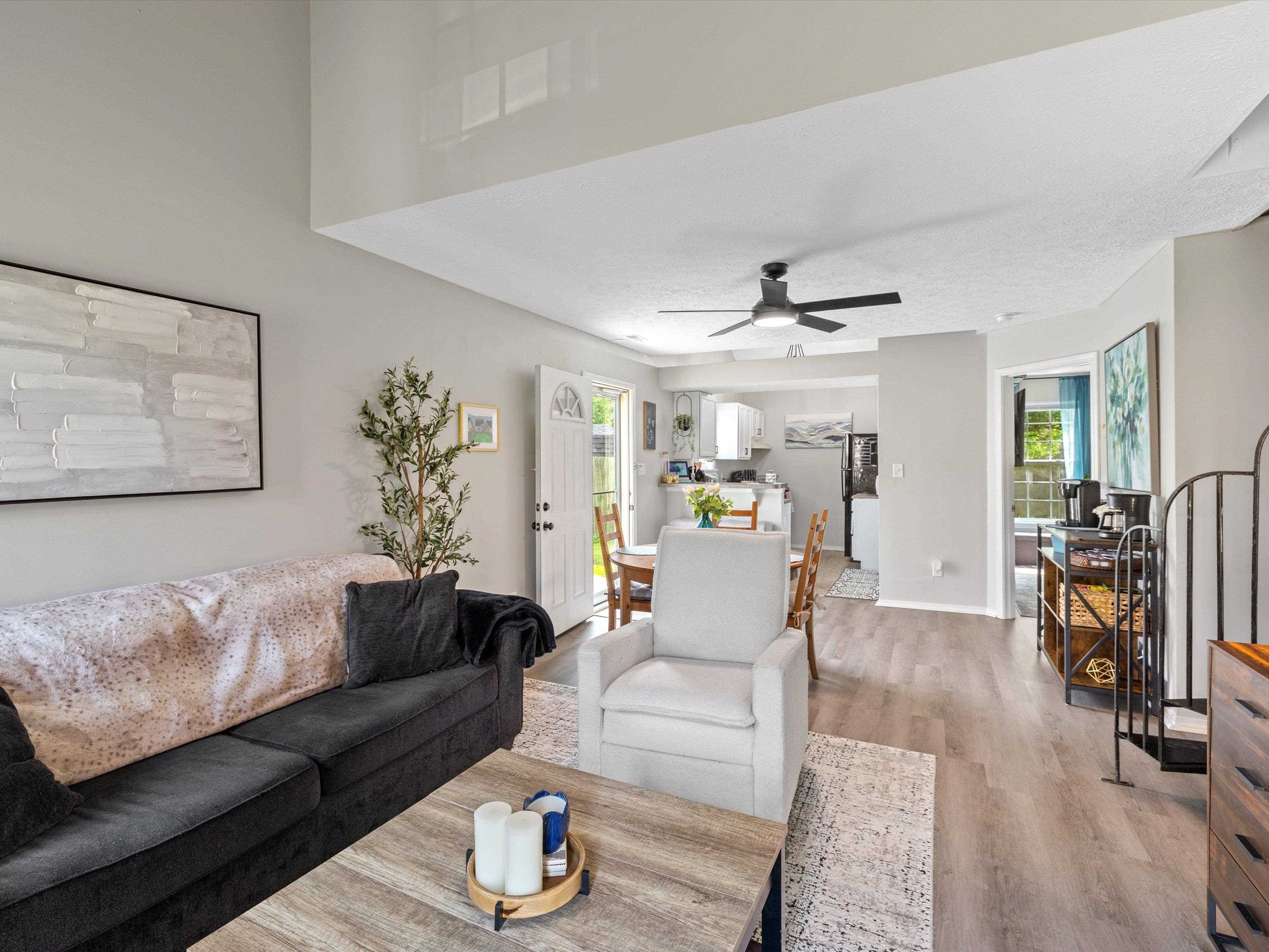 2637 Wisteria Gardens